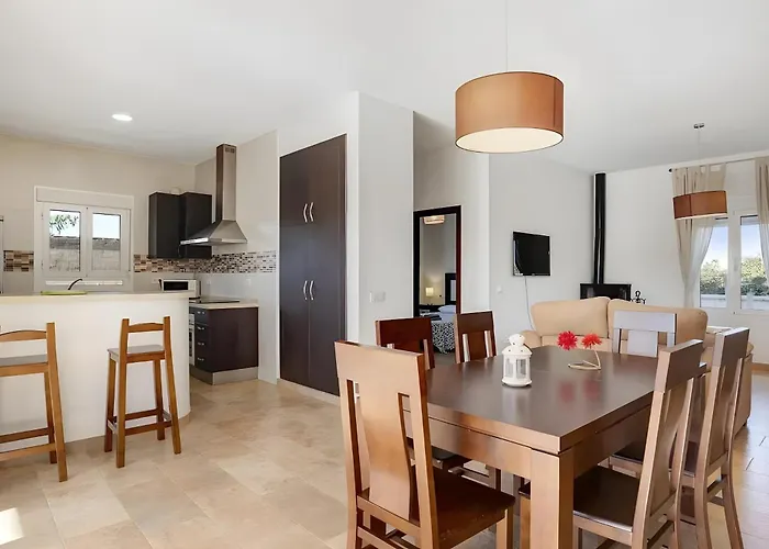 Con Piscina Privada Barbacoa En Conil * Кониль-де-ла-Фронтера