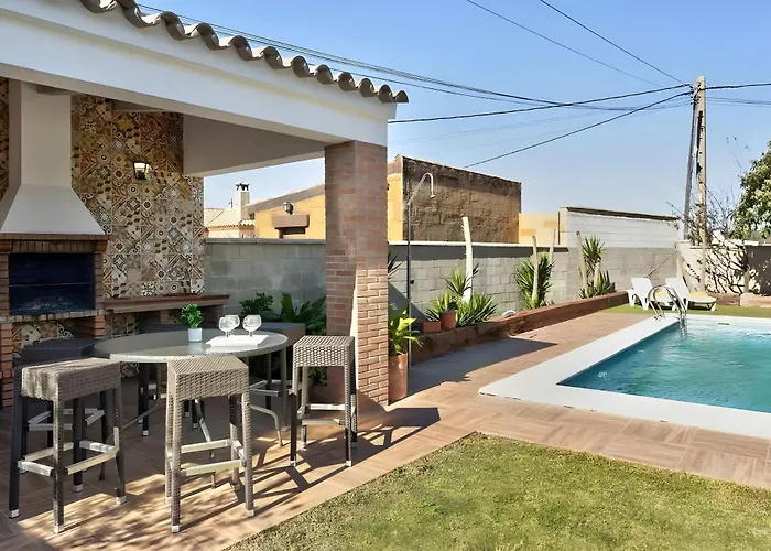 Con Piscina Privada Barbacoa En Conil *